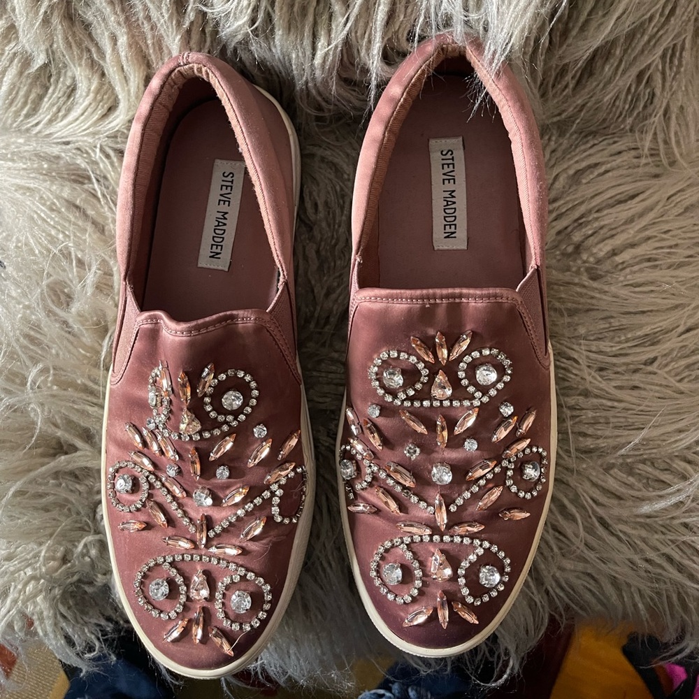 Steve Madden pretty pink bling-bling sneakers